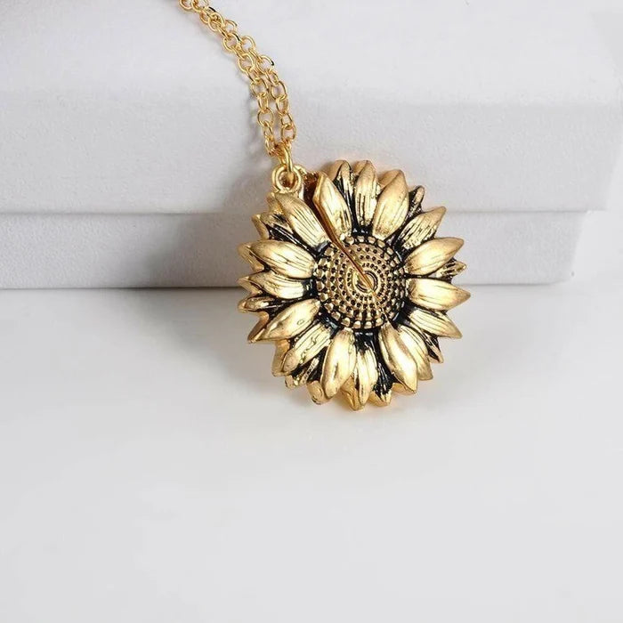 🔥🌞"You Are My Sunshine" Sunflower Necklace🌻(Double-sided engraving)