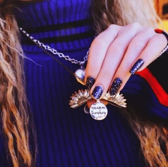 🔥🌞"You Are My Sunshine" Sunflower Necklace🌻(Double-sided engraving)