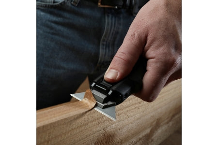 ToughBuilt® Scraper Utility Knife