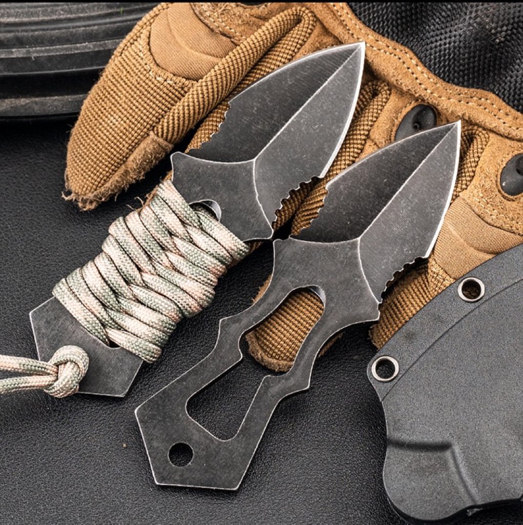 Outdoor Tactical Knife Necklace Blade